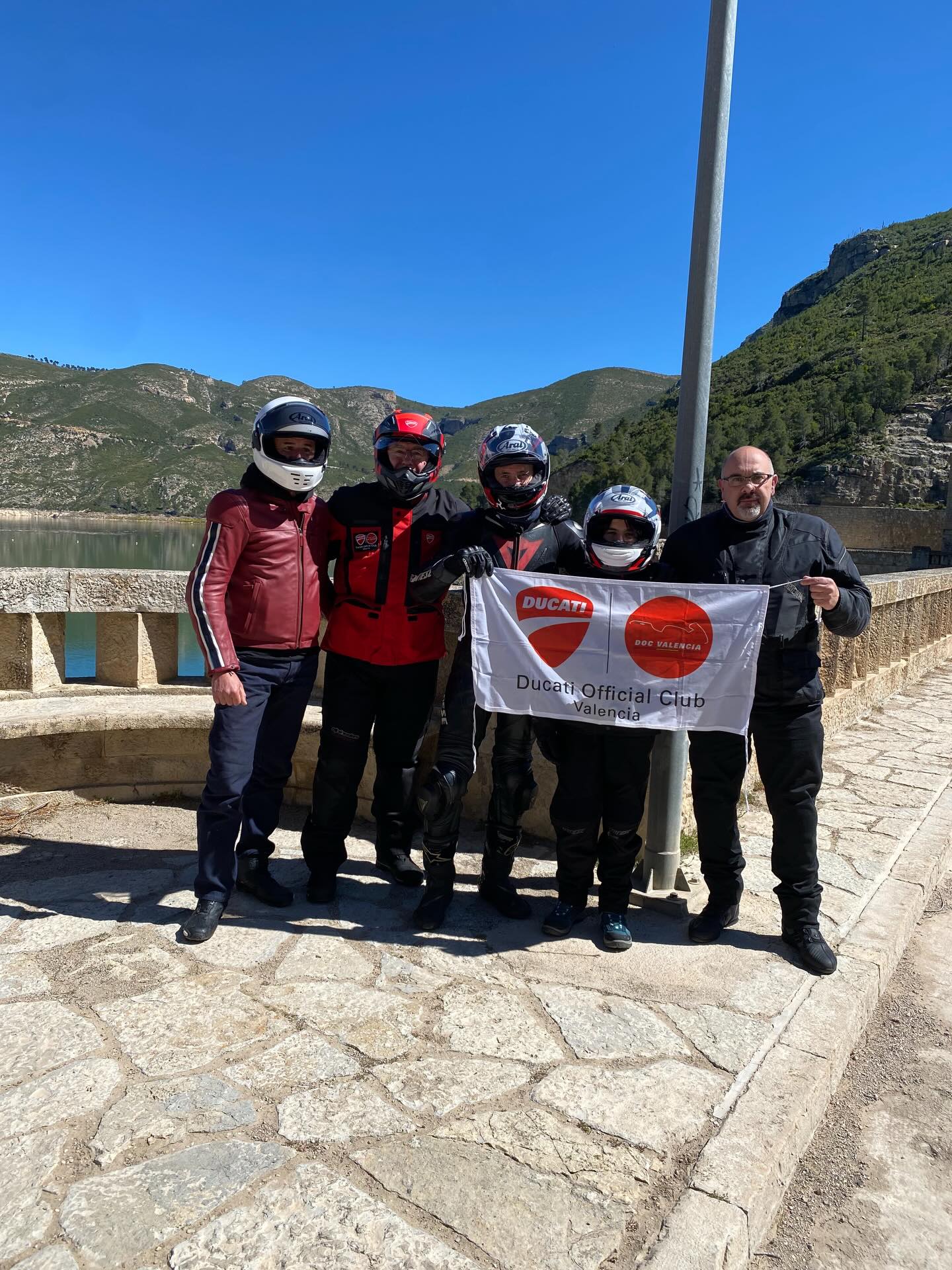 Ruta de sábado y aprovechamos para darle algo de forma a la ruta del centenario @d.o.c.valencia . #ducati #wdw2026doc #ducativalencia #ducatiesp